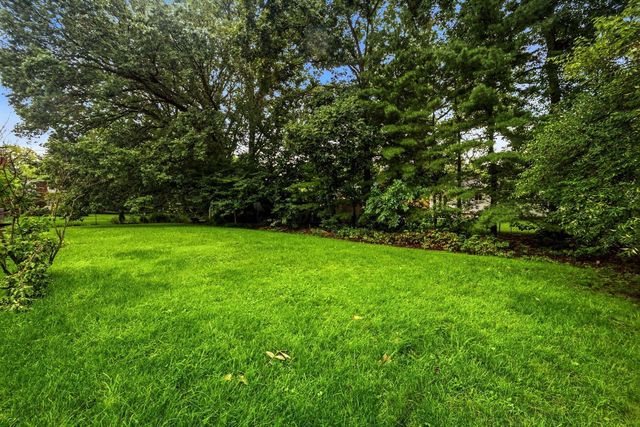 2567 Starford Drive, Dublin, OH 43016