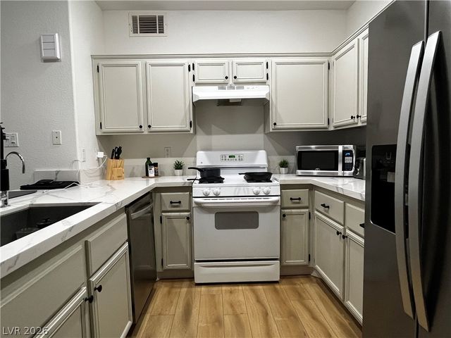 2201 Ramsgate Drive 423, Henderson, NV 89074