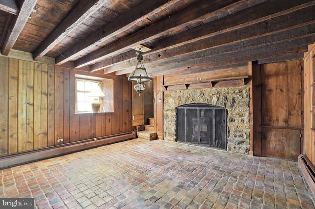 1271 BYBERRY RD, Huntingdon Valley, PA 19006
