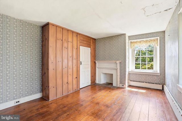 1271 BYBERRY RD, Huntingdon Valley, PA 19006