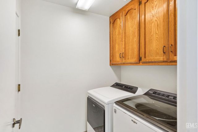 8228 Norfolk Court, Bakersfield, CA 93311