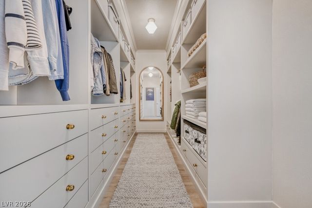 8350 Skye Creek Street, Las Vegas, NV 89166