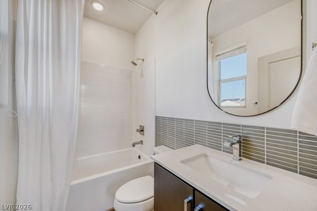 8350 Skye Creek Street, Las Vegas, NV 89166