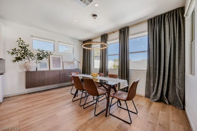 8350 Skye Creek Street, Las Vegas, NV 89166