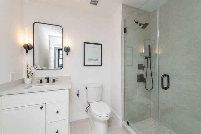 8 Franklin Street 403, Boston, MA 02134