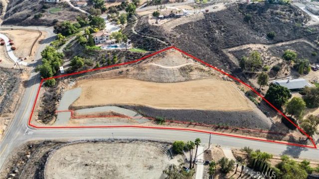 14735 Descanso, Lake Mathews, CA 92570