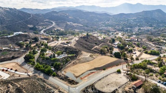 14735 Descanso, Lake Mathews, CA 92570