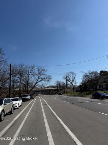 3819 Northwestern Pkwy, Louisville, KY 40212