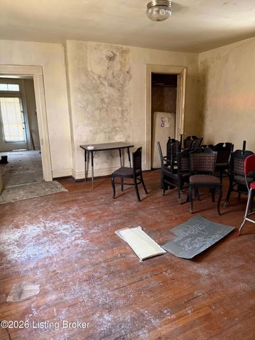 3819 Northwestern Pkwy, Louisville, KY 40212