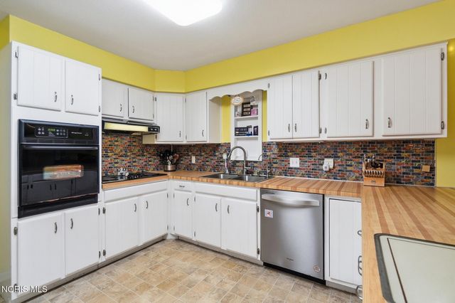 12531 Shaffer Road, Swanton, OH 43558