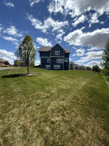 N63W13355 Hummingbird WAY, Menomonee Falls, WI 53051