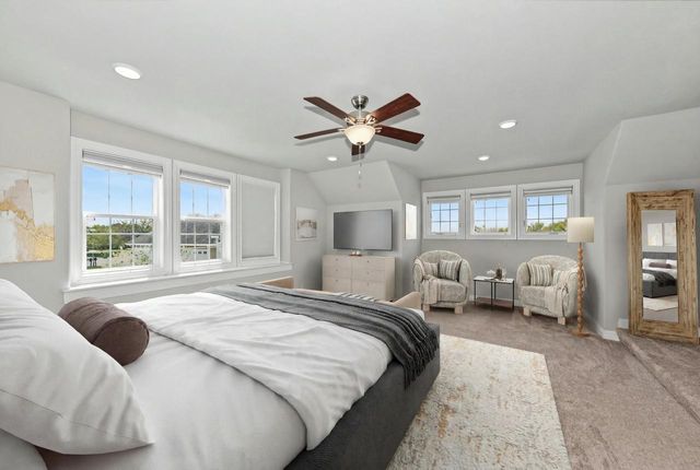 N63W13355 Hummingbird WAY, Menomonee Falls, WI 53051