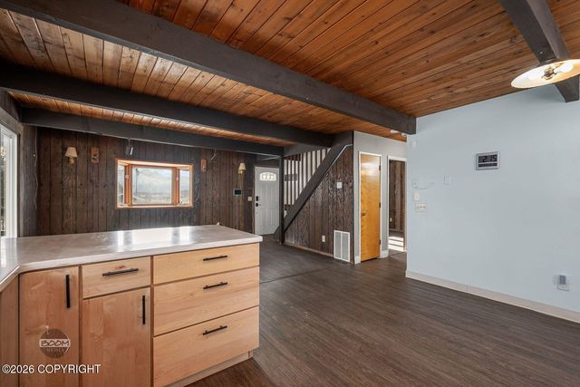 233 W Beaver Avenue, Palmer, AK 99645