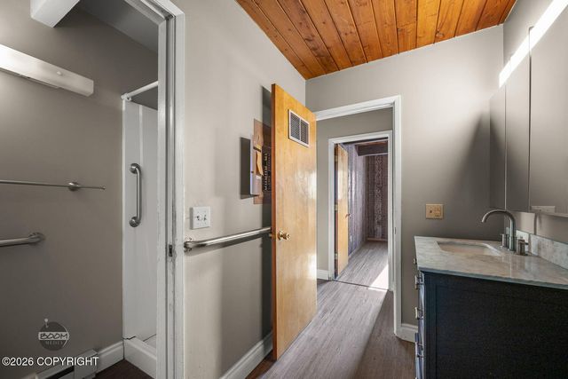 233 W Beaver Avenue, Palmer, AK 99645