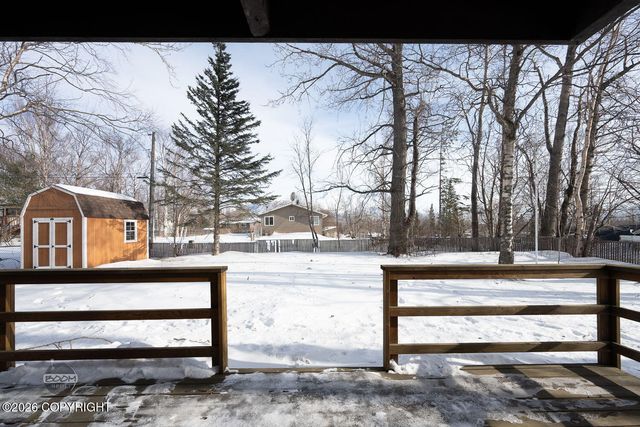 233 W Beaver Avenue, Palmer, AK 99645