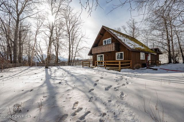 233 W Beaver Avenue, Palmer, AK 99645