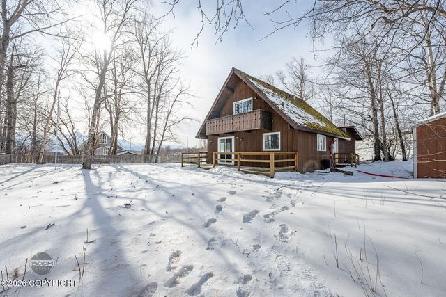 233 W Beaver Avenue, Palmer, AK 99645