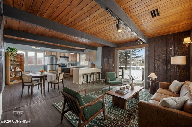 233 W Beaver Avenue, Palmer, AK 99645