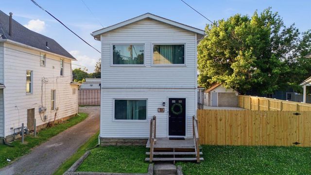 18 E Oak Street, Newark, OH 43055