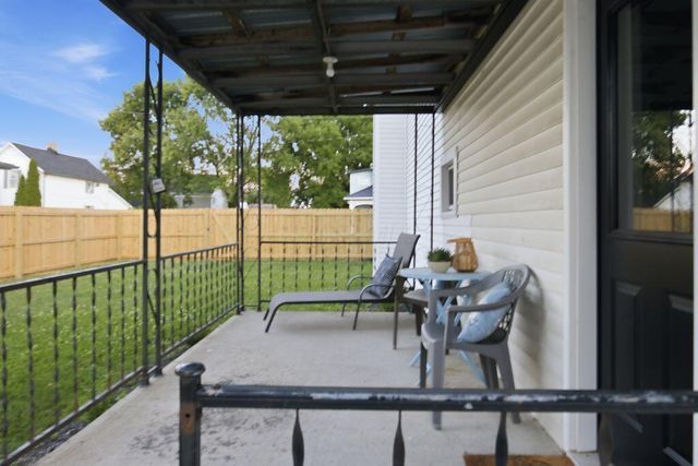 18 E Oak Street, Newark, OH 43055