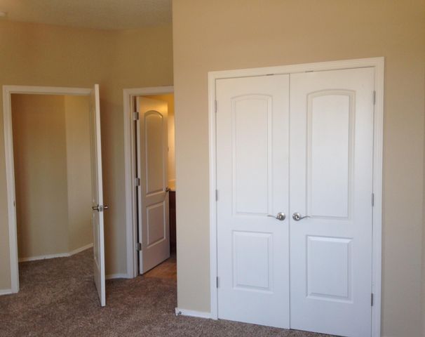 1627 Band Saw Drive NW, Albuquerque, NM 87104