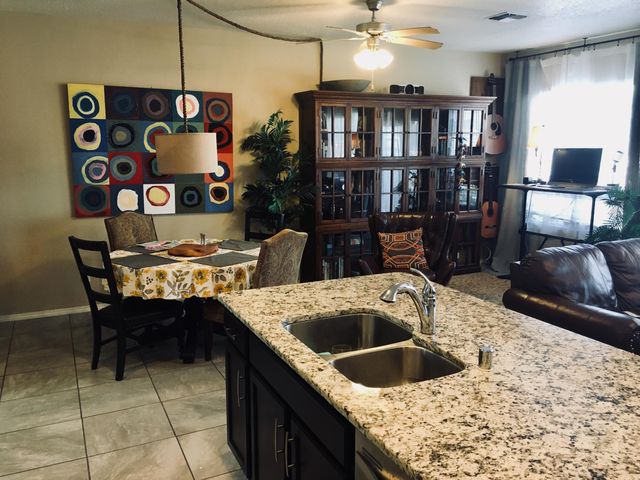 1627 Band Saw Drive NW, Albuquerque, NM 87104