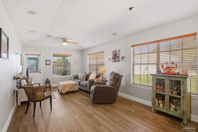 9633 Cobblebrook Dr, Pensacola, FL 32506