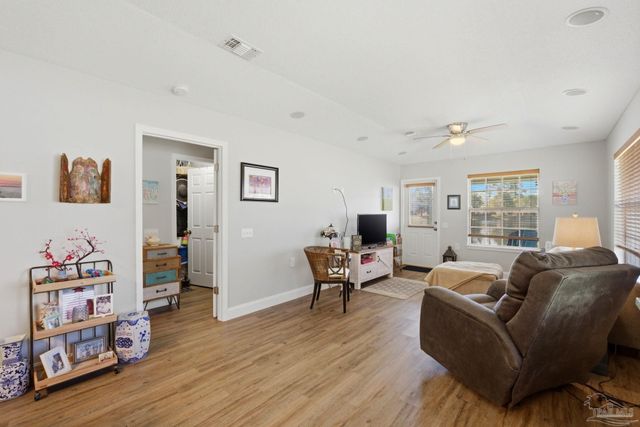 9633 Cobblebrook Dr, Pensacola, FL 32506