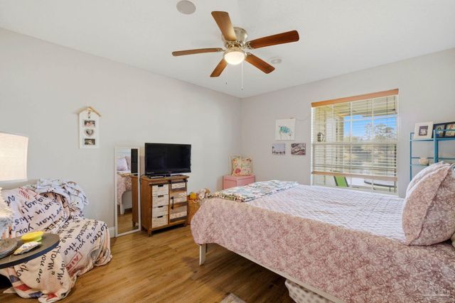 9633 Cobblebrook Dr, Pensacola, FL 32506