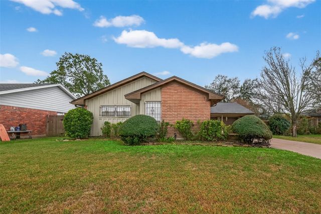 7702 Rockhill Street, Houston, TX 77061
