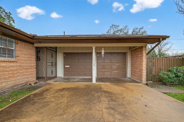 7702 Rockhill Street, Houston, TX 77061