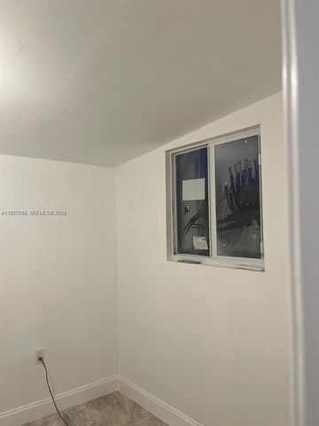 16920 NW 40th Ave D, Miami Gardens, FL 33055