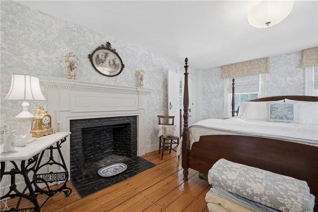152 Main Street, North Kingstown, RI 02852