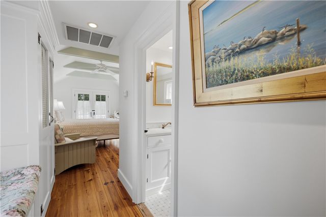 152 Main Street, North Kingstown, RI 02852