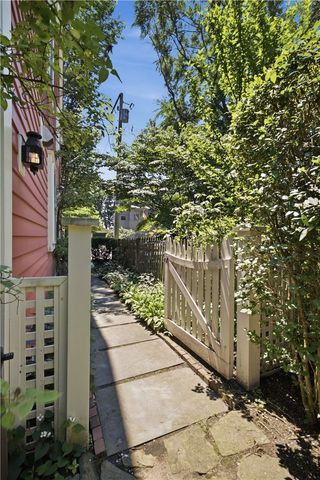 152 Main Street, North Kingstown, RI 02852