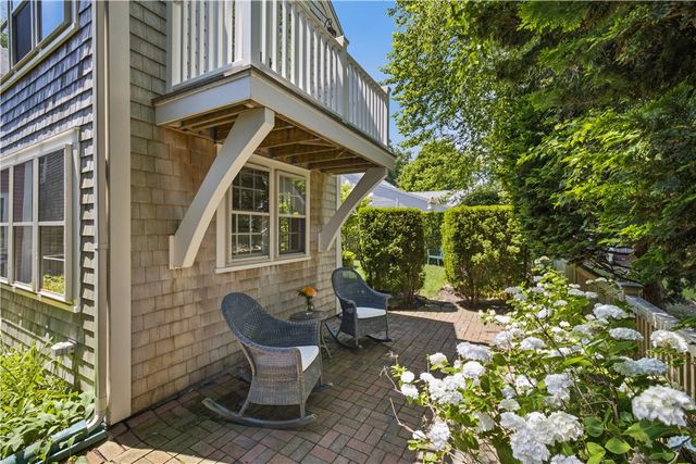 152 Main Street, North Kingstown, RI 02852