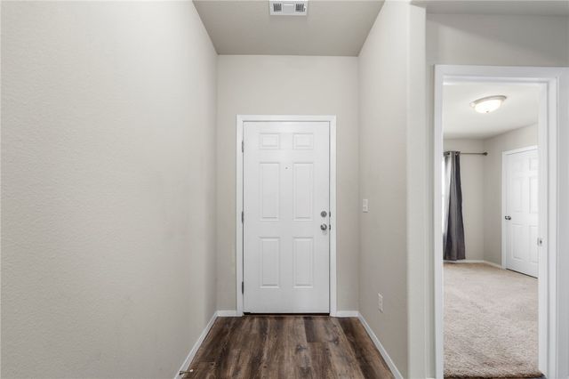 527 Woodcreek Loop, Lowell, AR 72745