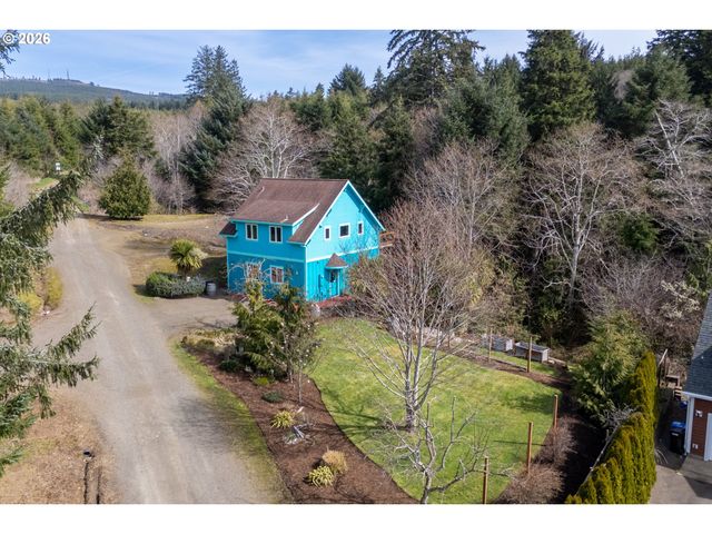 1055 PHELPS St, Tillamook, OR 97141