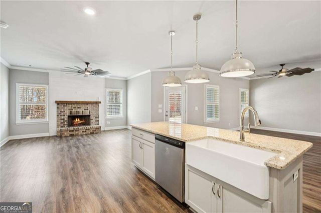 8711 Hardwood Trail, Lula, GA 30554