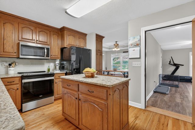 113 Poorhouse Rd, Taft, TN 38488