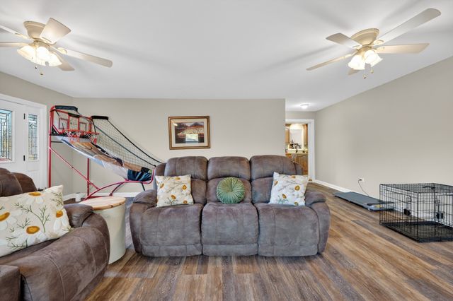 113 Poorhouse Rd, Taft, TN 38488