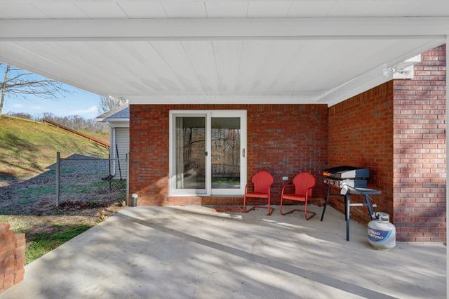 113 Poorhouse Rd, Taft, TN 38488