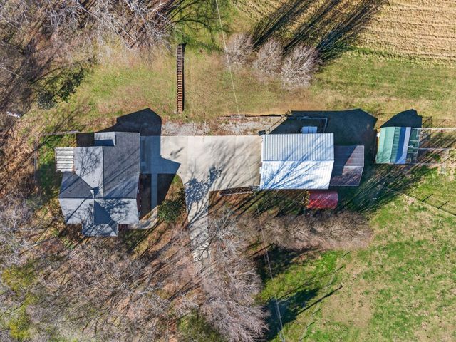 113 Poorhouse Rd, Taft, TN 38488