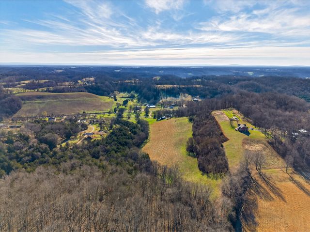 113 Poorhouse Rd, Taft, TN 38488