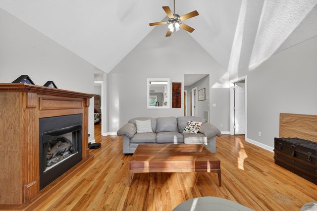 113 Poorhouse Rd, Taft, TN 38488