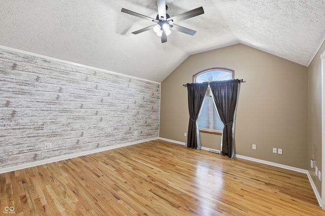 4712 Auburn Ford, Greenwood, IN 46142