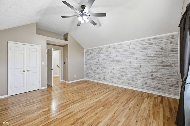 4712 Auburn Ford, Greenwood, IN 46142