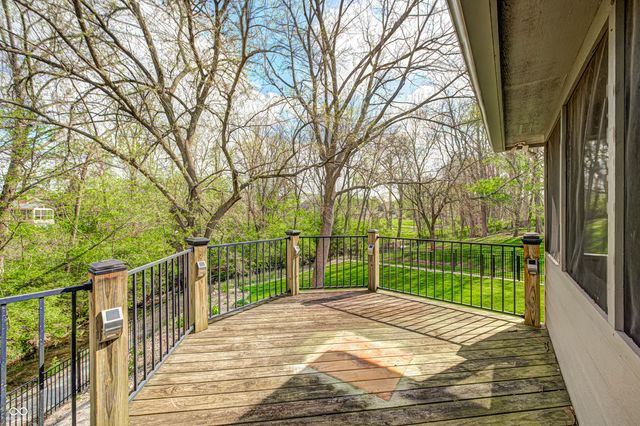 4712 Auburn Ford, Greenwood, IN 46142