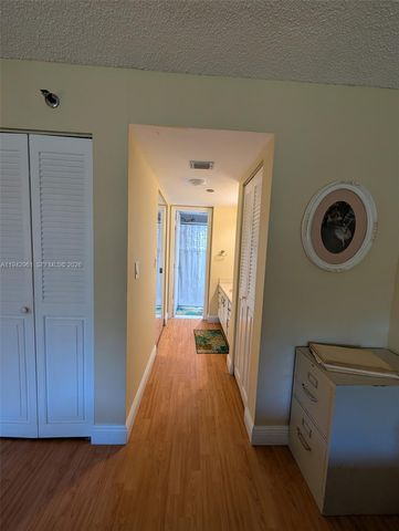 900 Saint Charles Pl L6, Pembroke Pines, FL 33026