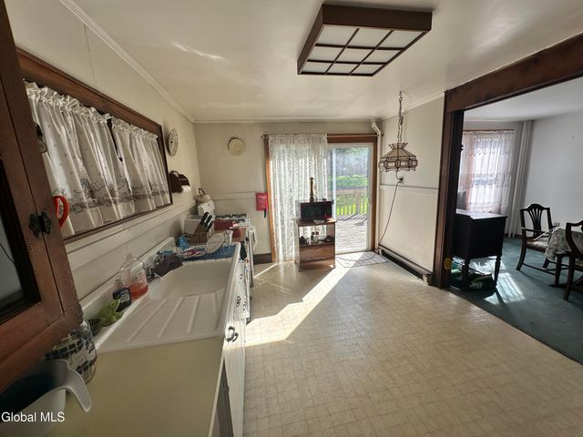 456 2nd Street, Troy, NY 12180